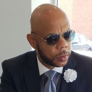 Meet your Posher, Cedric